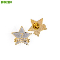 Épingles de revers en métal de luxe, émail doux et finition brossée, personnalisées OEM ODM, directement de l'usine, prix bas, vente en gros en vrac