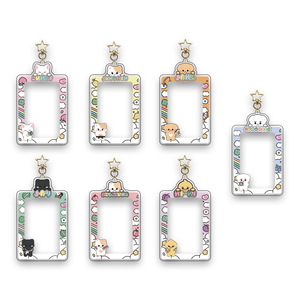 Porte-clés <span class=keywords><strong>en</strong></span> acrylique Kpop <span class=keywords><strong>en</strong></span> gros, mignon, motif dessin animé, étui pour cartes pop-up, porte-clés pour photocartes - Product Image 1