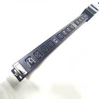 Hochleistungs-80A-3-Phasen-PDU mit 12 x C19-Anschlüssen, 400V, 50kW Verteilerkasten für vertikale Rack-Server und Netzwerkgeräte