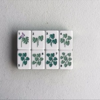 Maßgefertigtes Rosa-Grünes Mantis-Themen Indoor-Ludo-Spiel. Leuchtende Farben Langlebiges Luxuriöses Mehrschichtiges Gaming-Acryl für die Familie