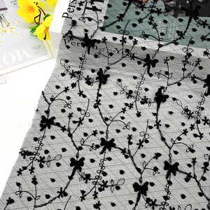 Tessuto in Pizzo di Poliestere Lavorato a Maglia con Motivo a Fiocco Francese, Ecologico, Leggero 70gsm, Elegante, Ultima Moda, per Abiti da Sera - Product Image 1