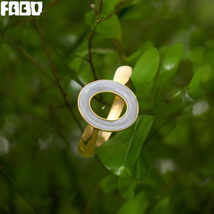 กำไลข้อมือแฟชั่น สแตนเลสสตีล 316L ชุบทอง PVD ทนทาน เป็นมิตรต่อสิ่งแวดล้อม - Product Image 3