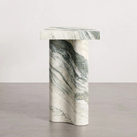 Console d'entrée en marbre veiné vert, plateau flottant rectangulaire, pieds en pierre sculptée ondulée, pour la maison de rêve