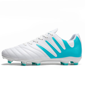 Chaussures de football unisexes à tige synthétique personnalisable haute performance pour la compétition toute l'année, optimisées pour l'exercice hivernal OEM/ODM - Product Image 2
