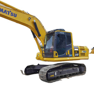 Excavatrice sur chenilles d'occasion PC200-8 KOMATSU 20 tonnes, komatsu Pc 200-8, excavatrice komatsu Pc 200 d'occasion à vendre - Product Image 1