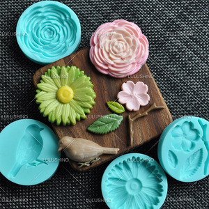 Fondant Silicone Chocolate Mold Flower Shape 5.5*0.9 Non-Toxic <b>Cake</b> <b>Decorating</b> <b>Supplies</b> Birthday Decoration Tool - Product Image 4