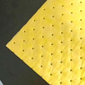 Miếng thấm hút hóa chất màu vàng 40x50cm |   Tấm lót chống tràn siêu bền 300gsm dùng cho axit, kiềm và chất lỏng nguy hiểm - Product Image 4