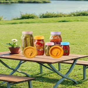 Tapa de silicona para taza, color naranja, a prueba de polvo de doble cara, a prueba de fugas, con orificio para pajita, para viajes, unisex - Product Image 2