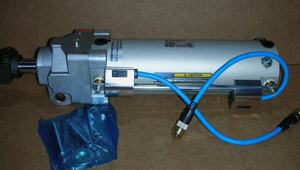 Cilindro de Sujeción CLK2PA63-150YA-B-P74-85G-X404A, Diámetro de 63 mm, Carrera de 150 mm, para Línea de Automatización - Product Image 3