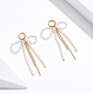 ต่างหูห่วงประดับพู่มุก สแตนเลสชุบทอง 14K ชุบสูญญากาศ มุกเทียม - Product Image 1