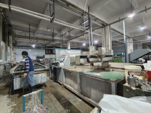 Prezzo di fabbrica <span class=keywords><strong>taglio</strong></span> personalizzato resistenza al calore pannelli di <span class=keywords><strong>vetro</strong></span> temperato nero parti porta a microonde <span class=keywords><strong>vetro</strong></span> temperato per porta a microonde - Product Image 5