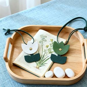 Tulip <b>Bag</b> <b>Charm</b> Forest-Style Accessory Floral Keychain Car Hanging Ornament Women Handbag <b>Charm</b> Tulip Flower Pendant - Product Image 3