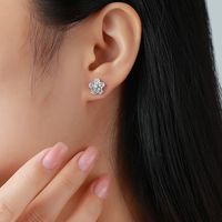 Boucles d'oreilles Moissanite Sakura en argent sterling 925, clous en forme de fleur de cerisier VVS1 couleur D 3,5 mm, bijoux floraux pour femmes