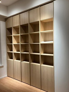 Meubles de maison modernes Bibliothèque en bois avec porte Organisateur de stockage de salon et panneau d'armoire de bureau Style - Product Image 2