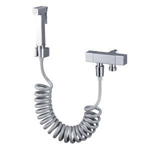 Квадратный распылитель для биде - Product Image 1