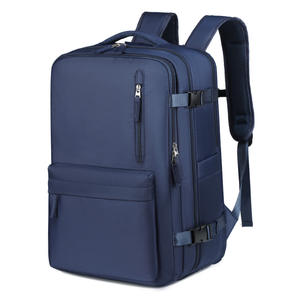 Mochila minimalista japonesa: espaciosa y organizada - Product Image 6