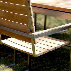 Silla de Comedor Praga, Fabricada con Madera de Teca Enriquecida y Cuero de Primera Calidad, una Pieza de Mueble Exquisita que Combina Durabilidad y Comodidad - Product Image 6