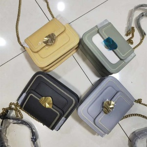 NUEVO XW 2023 Ropa Usada de Marca Nueva, Paquete Mixto a Precio de Mayoreo, Bolsas Usadas de Segunda Mano para Mujer, Poliéster/Algodón, Verano - Product Image 5