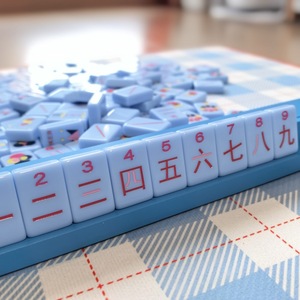 Collection Botanique Sur Mesure – Jeu <span class=keywords><strong>de</strong></span> Mahjong Américain Bleu Macaron 160 Tuiles – Tuiles Professionnelles en Acrylique Premium à Motif Géométrique - Product Image 2