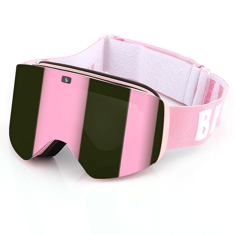 Champagne-plated pink basket