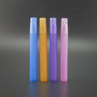Huile de parfum parfumée Mini Portable 5ml 10ml 15ml bouteille en plastique rechargeable sans fuite voyage Pack parfum pompe vaporisateur