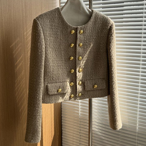 Vestes en tweed coréen tendance d'hiver pour femmes Cardigans courts décontractés Boutons Mode élégante Manteaux courts tricotés MIni pour femmes - Product Image 3