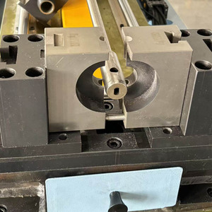 <span class=keywords><strong>CNC</strong></span> Tự động đồng phân nhánh Ống cổ áo lỗ khoan máy - Product Image 5