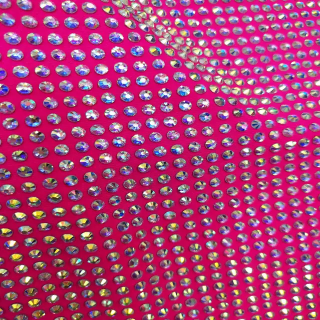 Fushia कस्टम परिधान के लिए अटल बिहारी स्फटिक हीरा बनाया लोचदार क्रिस्टल कपड़े जाल
