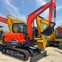 Excavatrice d'occasion Doosan DX60-9C à faible nombre d'heures de fonctionnement, système hydraulique d'origine, petite machine de terrassement, expédition mondiale, en stock