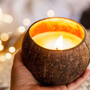 Bán Buôn Tinh Khiết Tự Nhiên Dừa Shell Candle Container Biểu Tượng Tùy Chỉnh Sáp Đậu Nành Nến Dừa Bát - Product Image 3