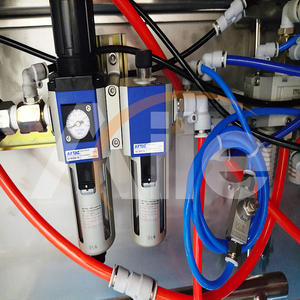 Máquina de Llenado de Aerosoles de Espuma de PU y Protector Solar 4 en 1, Neumática y Semiautomática, Marca Aile, Bomba de Acero Inoxidable de Alta Durabilidad - Product Image 2