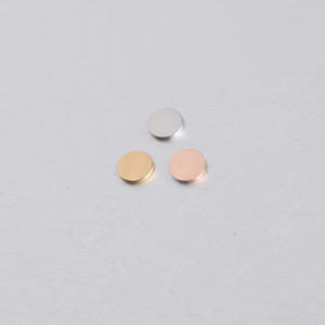 Dijes de disco circular en blanco de 4 mm y 30 mm, de acero inoxidable dorado, accesorios de joyería para colgantes infantiles, para la fabricación de collares y pulseras - Product Image 1
