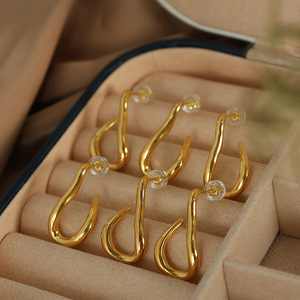 <b>Titanium</b> Steel Irregular <b>Stud</b> Earrings Gold U Shaped Geometric Fashionable European American Style - Product Image 3