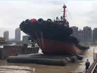 Airbag en caoutchouc naturel noir pour navires, 6-8 couches, durée de vie 10-15 ans, pour construction de quais, pontons flottants, utilisation anti-explosion