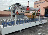 Ligne de production automatique de panneaux rainurés en PVC et de panneaux à lamelles en WPC avec extrudeuses plastiques