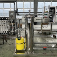 Système RO commercial 6m3/H avec prétraitement, machine de filtration d'eau pure industrielle pour l'eau potable
