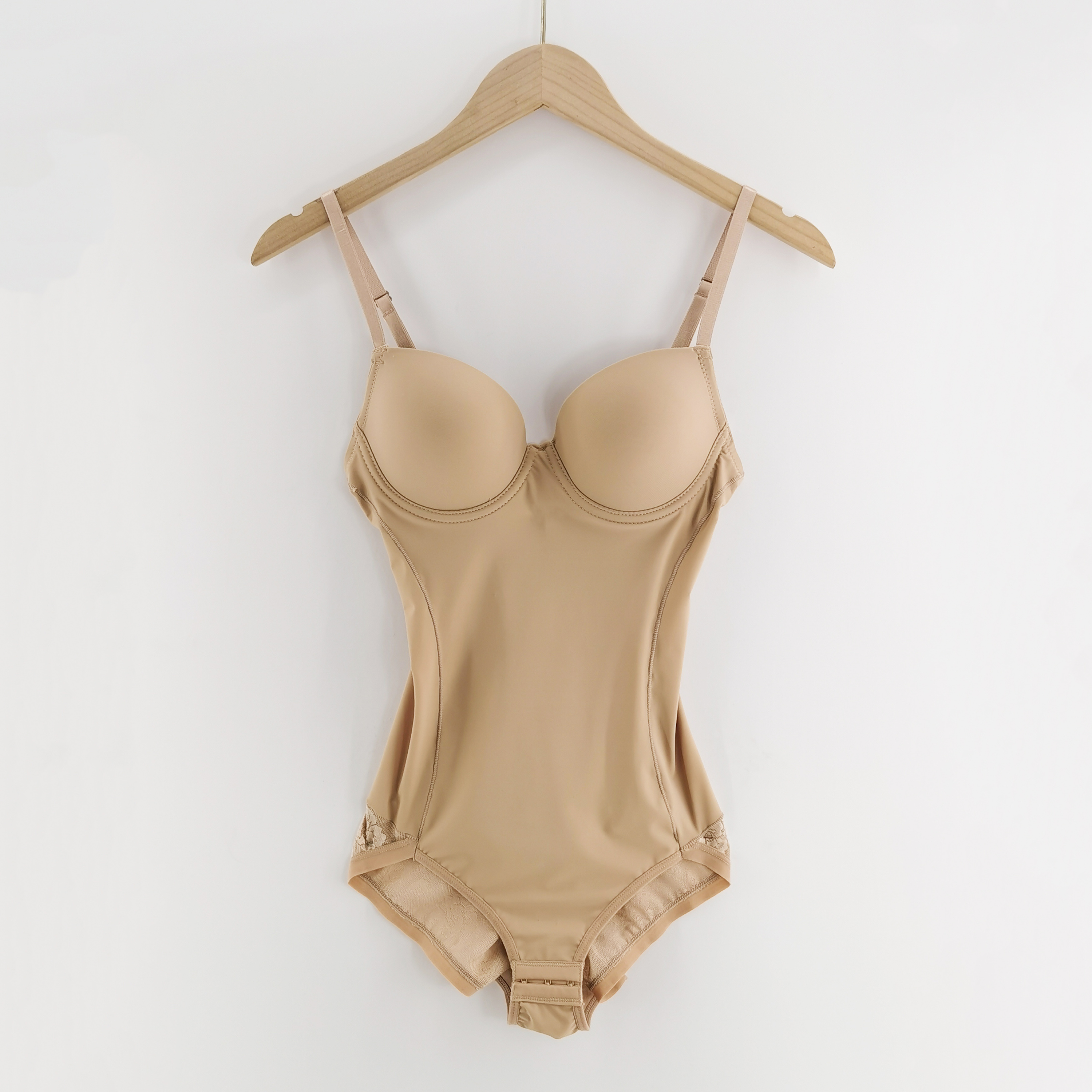 Tummy-Control Seamless Shaping Brief (19634): fabric stretch, recovery and seam construction reference