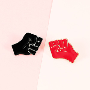 Broche de aleación con diseño de puño BlackLivesMatter, estilo vaquero, con acabado de esmalte, novedad creativa y divertida de comercio exterior europeo y americano - Product Image 3