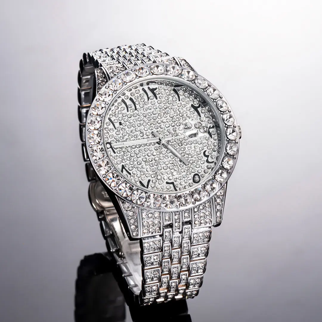 2021 New Hip Hop Jewelry Iced Out Rhinestones Watch Gold Diamond Dial Roman Numerals Watch White Gold Diamond Quartz Watches