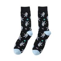 Vente en gros Chaussettes en coton unisexes à motif d'espace amusant pour hommes Style d'affaires décontracté en nylon de haute qualité avec logo sur le corps pour l'été