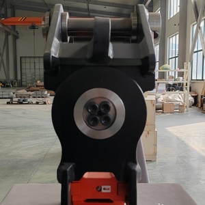 Attache rapide hydraulique à double verrouillage pour excavatrices de 1,8 tonne, rotation à 180 degrés, avec diamètre de goupille de 80 mm - Product Image 4