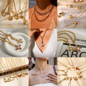 Collar con colgante de acero inoxidable chapado en oro de 18 quilates, cadena de eslabones de diseño geométrico de perlas, luz de lujo para mujer, <span class=keywords><strong>Vida</strong></span> Diaria versátil - Product Image 6