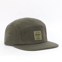Gorras de lana cálidas al por mayor con parche de logo tejido personalizado, visera plana, ajustables, vintage, para hombre, verde oliva, para invierno y actividades al aire libre.