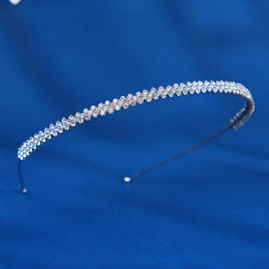नई फैशन मिश्र धातु राइनस्टोन फाइन हेयरबैंड महिलाओं की शादी दैनिक दबाव हेडवियर उच्च अंत गहने सहायक निर्माता - Product Image 3