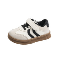 Nouvelles chaussures de sport pour enfants pour le printemps et l'automne, confortables, respirantes, légères, antidérapantes, dessus en PU, tendance, décontractées, unisexes