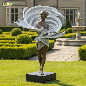 Estatua de Bronce Fundido de Alta Calidad, Obra de Arte Personalizada de Estilo Europeo, Artesanía Metálica para Proyectos Comerciales - Product Image 1