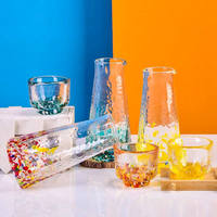 Ensemble de saké de luxe de style japonais en verre martelé de qualité alimentaire, avec logo personnalisé, carafe Tokkuri à pois colorés et tasse Ochoko pour bar