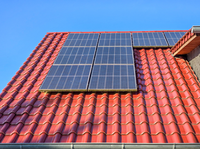 Panneau solaire haute tension 600W résistant à la corrosion et aux brumes salines pour villas en bord de mer et équipements solaires pour îles