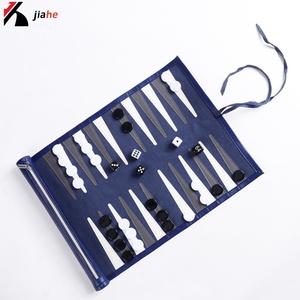 Juego de Backgammon de Lujo Enrollable de Cuero PU Portátil de Alta Gama con Logotipo Personalizado - Product Image 1