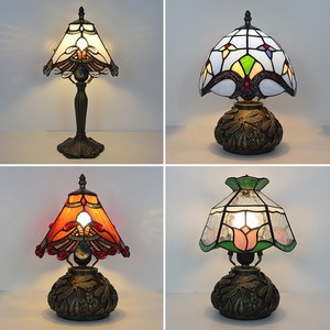 Lámpara de Pie Estilo Tiffany Jiyuanlux, Lámparas de Vidrio con Diseño de Flor de Tulipán, Pantalla con 2 Luces, Base Antigua - Product Image 3